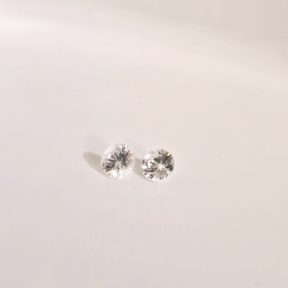 Lindenwold's Fine Jewelers 1 carat cubic Zirconia loose diamonds